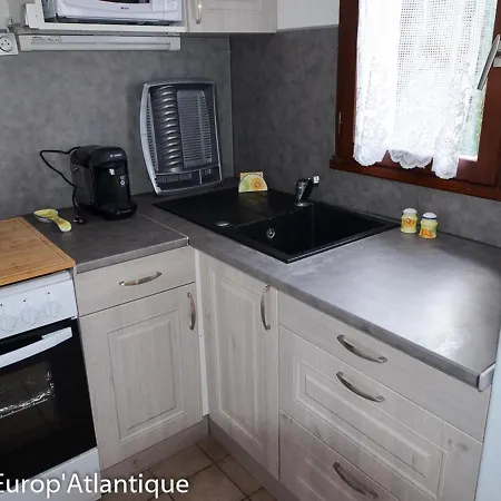 Maison De Plain-pied Avec Piscine Surveillee, Proche Commerces Et - Fr-1-705-5 Casa de Férias La Palmyre